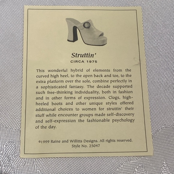 Platform shoe ornament with original packaging and certificate of authenticity - Picture 10 of 11